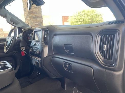 Used 2022 Chevrolet Silverado 1500 Custom w/ Safety Confidence Package AWD/4WD image 25
