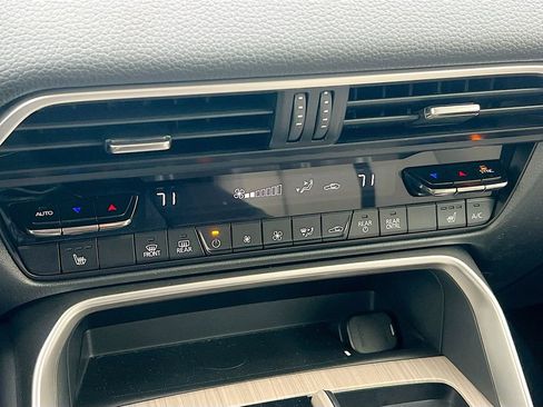 Used 2025 MAZDA CX-70 3.3 Turbo w/ Premium Package image 18