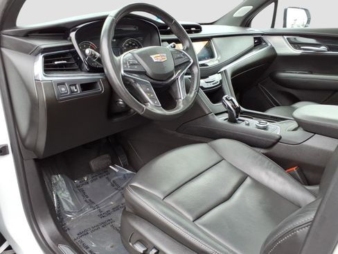 Certified 2023 Cadillac XT5 Premium Luxury image 12