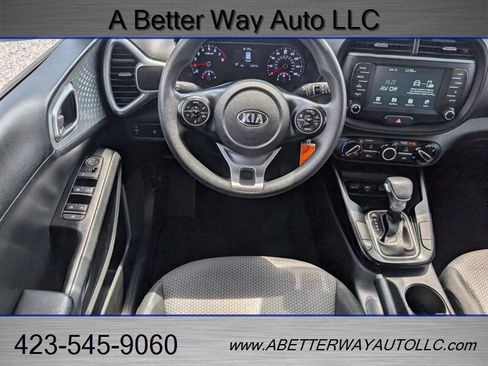 Used 2021 Kia Soul LX FWD image 9