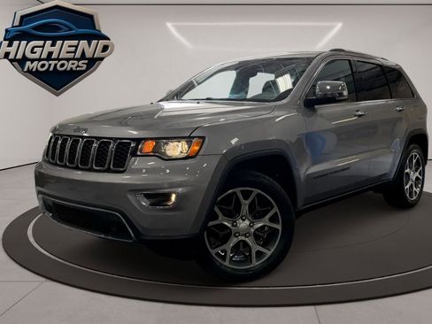 Used 2019 Jeep Grand Cherokee Limited w/ Trailer Tow Group IV image 2