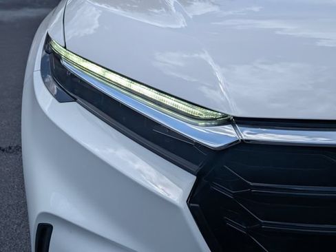 Used 2024 Honda CR-V EX image 10