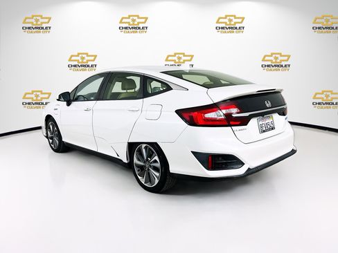 Used 2018 Honda Clarity Plug-In Hybrid image 5