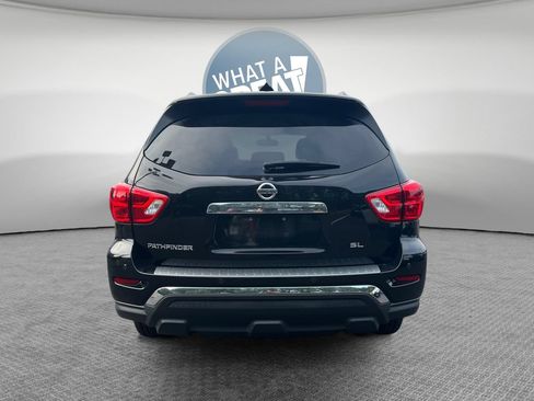 Used 2018 Nissan Pathfinder SL FWD image 5
