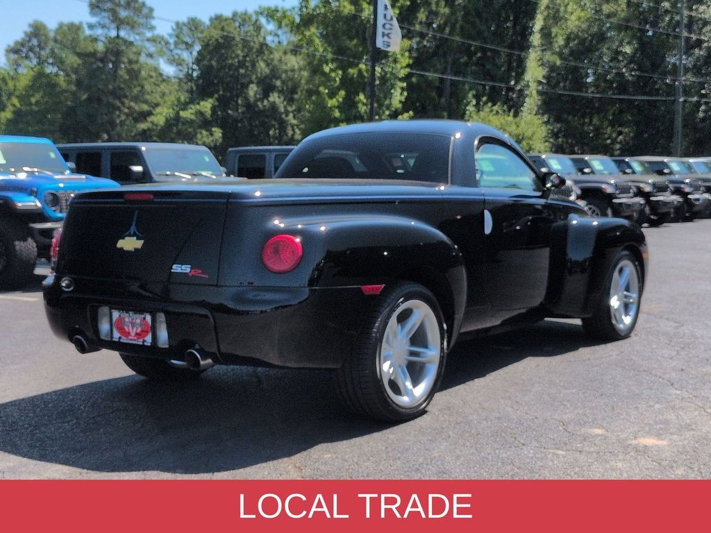 Used 2003 Chevrolet SSR RWD image 3