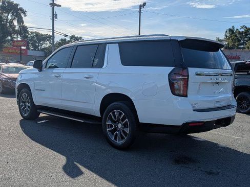Certified 2024 Chevrolet Suburban LT w/ LT Signature Plus Package RWD image 6