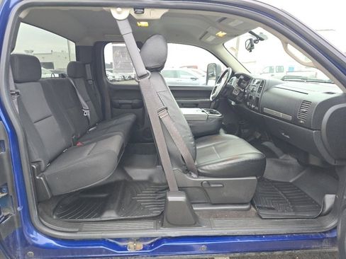 Used 2013 Chevrolet Silverado 2500 LT w/ Interior Plus Package image 20