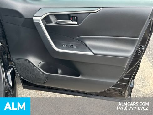 Used 2023 Toyota RAV4 XLE FWD image 16