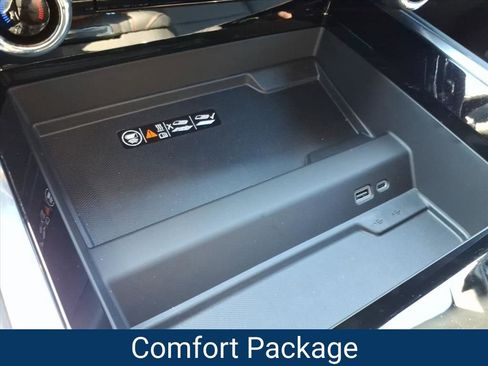 New 2026 Chevrolet Suburban RST w/ Comfort Package image 5