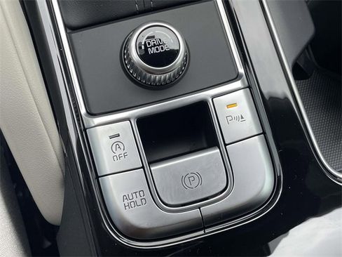 New 2025 Kia Telluride S image 42