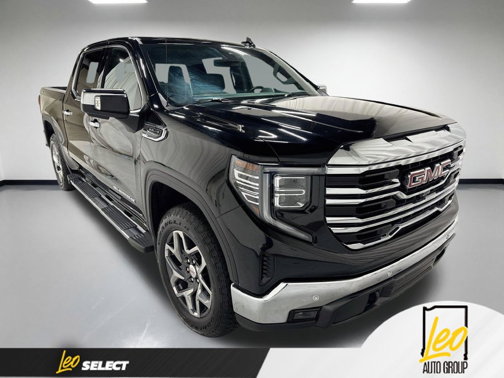 Used 2024 GMC Sierra 1500 SLT w/ SLT Premium Plus Package AWD/4WD image 5