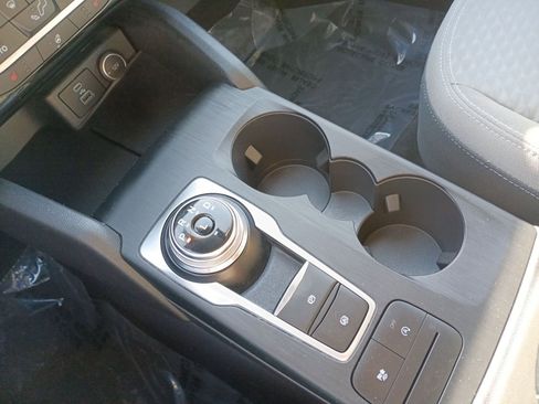 Certified 2021 Ford Escape SE w/ Cold Weather Package image 27