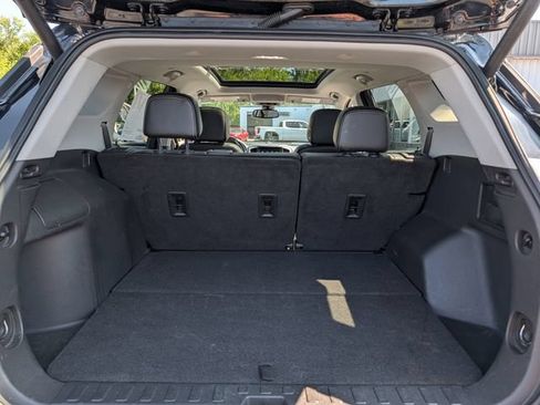 Used 2022 GMC Terrain SLT AWD/4WD image 20