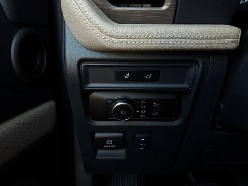Used 2024 Ford Expedition Limited RWD image 31