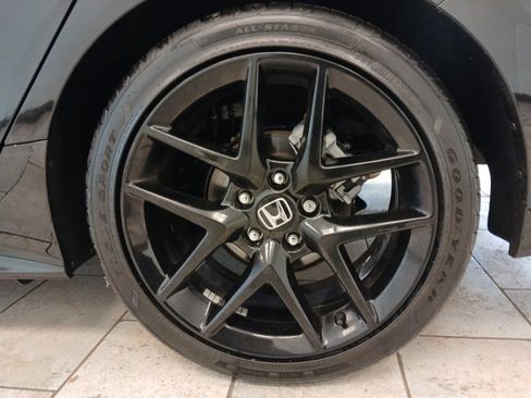 Used 2025 Honda Civic Sport image 9