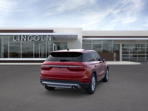 New 2026 Lincoln Corsair Premiere image 8