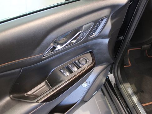 Used 2023 GMC Acadia AT4 w/ Technology Package image 30