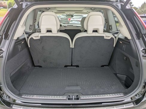 New 2026 Volvo XC90 T8 Ultra w/ Protection Package AWD/4WD image 13