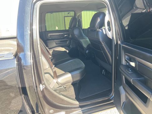 Used 2017 RAM 1500 Sport w/ Black Ram 1500 Sport Group image 10