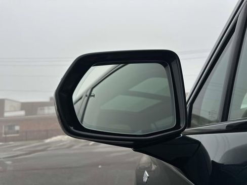 Used 2024 Cadillac XT6 Sport w/ Platinum Package image 13