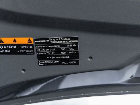 New 2026 Porsche Macan 4S Electric image 41