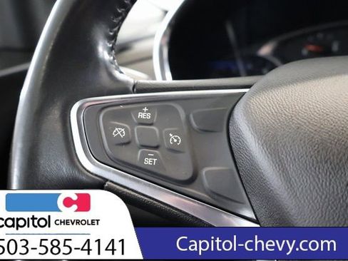 Used 2019 Chevrolet Equinox LT image 19