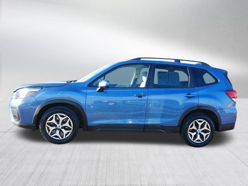 Used 2020 Subaru Forester Premium image 4