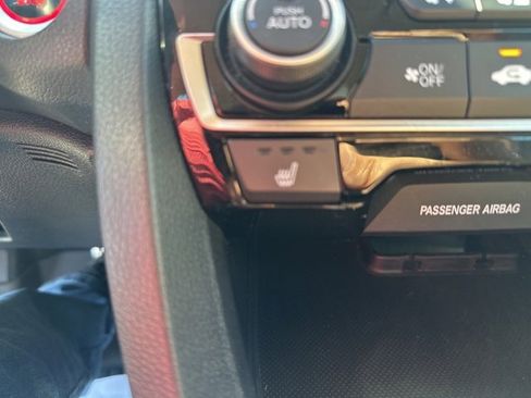 Used 2019 Honda Civic Touring image 14