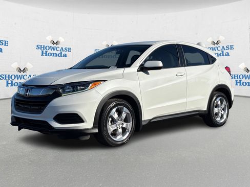 Certified 2020 Honda HR-V LX image 2