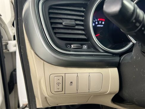 Used 2014 Kia Optima LX image 16