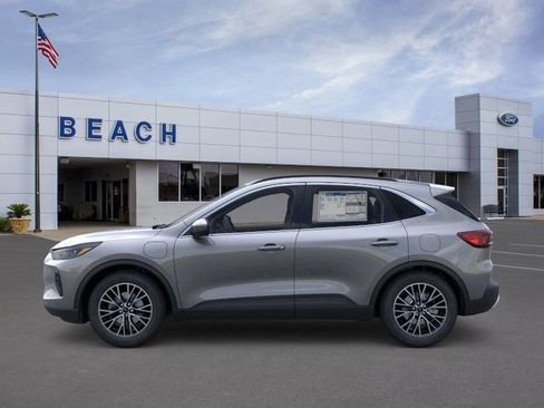 Used 2025 Ford Escape SE w/ PHEV Premium Package FWD image 4