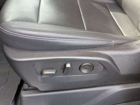 Used 2022 GMC Sierra 1500 SLT w/ SLT Premium Plus Package image 16