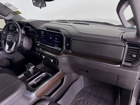 Used 2024 GMC Sierra 1500 Elevation w/ Elevation Premium Package AWD/4WD image 32