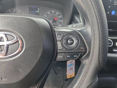 Used 2024 Toyota Corolla LE FWD image 12