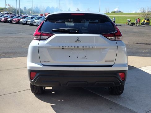 New 2026 Mitsubishi Eclipse Cross LE AWD/4WD image 14