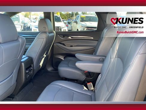 Used 2024 Buick Enclave Premium image 28