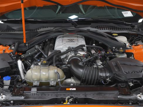 Used 2020 Ford Mustang Shelby GT500 w/ Carbon Fibre Track Pack image 44