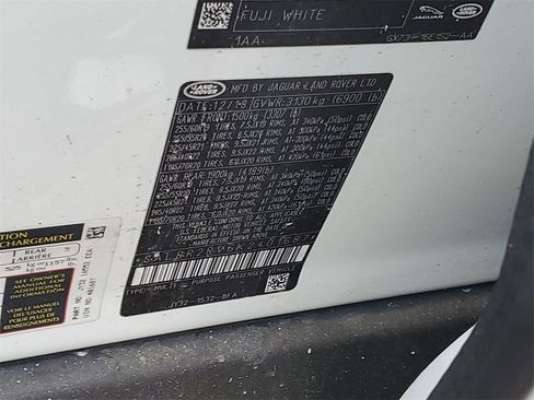 Used 2019 Land Rover Discovery HSE image 34