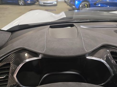 Used 2017 Chevrolet Corvette Z06 image 16