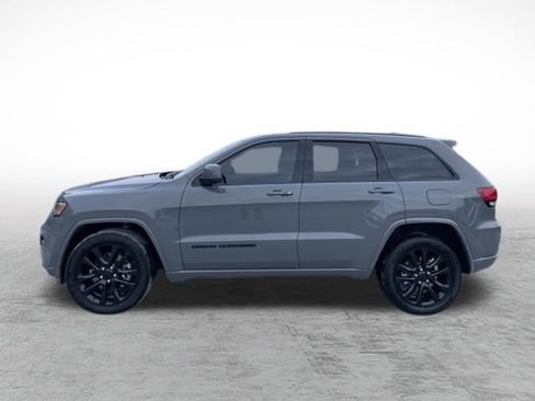 Used 2021 Jeep Grand Cherokee Laredo X image 8