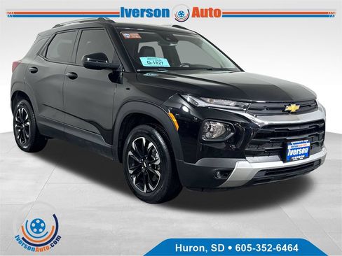 Used 2022 Chevrolet TrailBlazer LT w/ Premium Seating Package AWD/4WD image 1