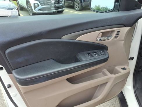 Used 2019 Honda Pilot EX-L image 17