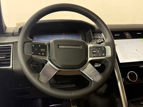 New 2026 Land Rover Discovery Limited Edition AWD/4WD image 23