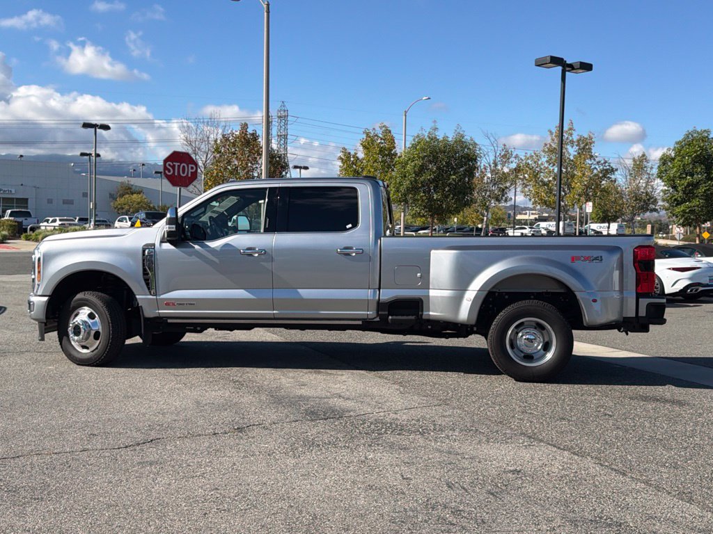 Used 2024 Ford F350 Platinum AWD/4WD image 12