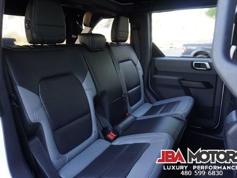 Used 2023 Ford Bronco Big Bend w/ Sasquatch Package AWD/4WD image 96