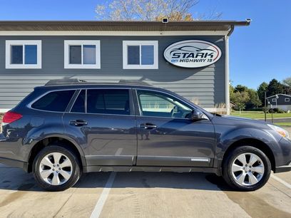 Used 2010 Subaru Outback 2.5i Limited w/ Popular Equipment Group 2A