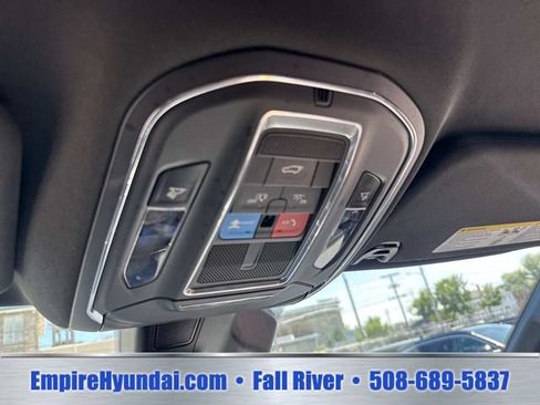 Used 2024 Jeep Wagoneer L Series II w/ Flexible Seating Group AWD/4WD image 27