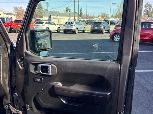 Used 2020 Jeep Gladiator Sport w/ Quick Order Package 24S image 17