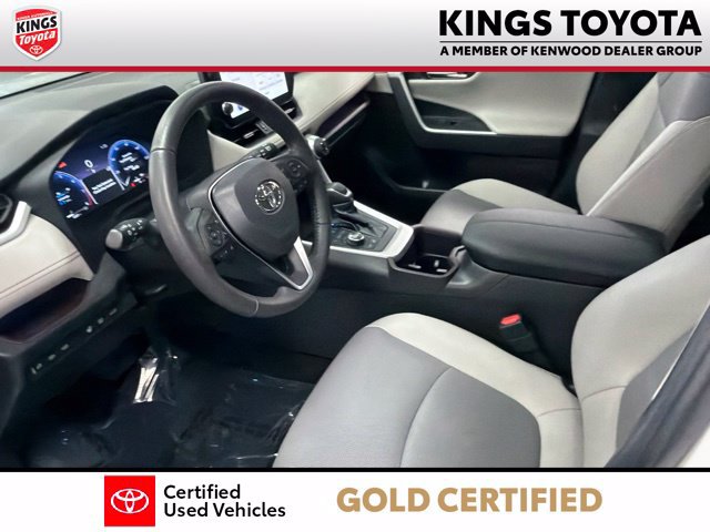 Certified 2023 Toyota RAV4 Limited w/ Limited Grade Weather Package AWD/4WD image 17