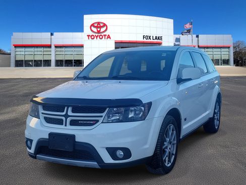 Used 2015 Dodge Journey R/T w/ Flexible Seating Group image 2